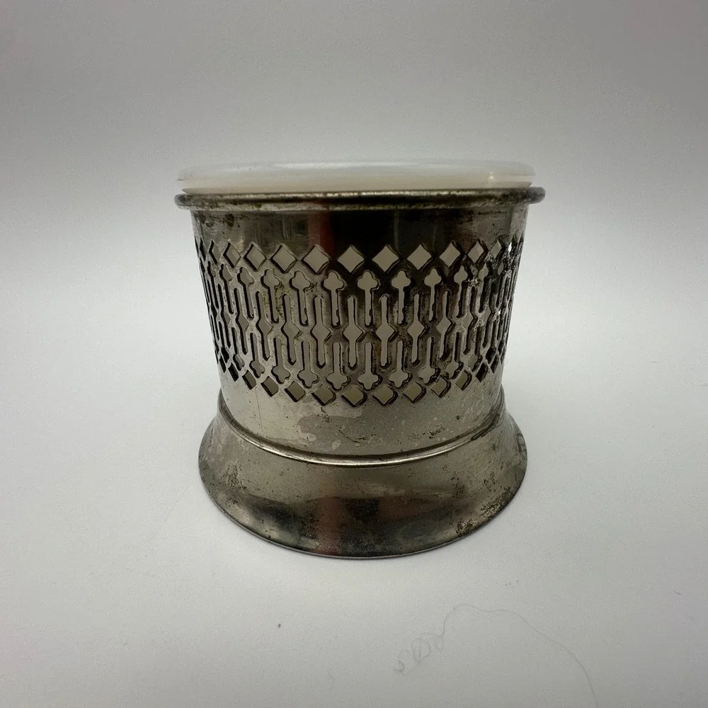 Unbranded vintage shaving